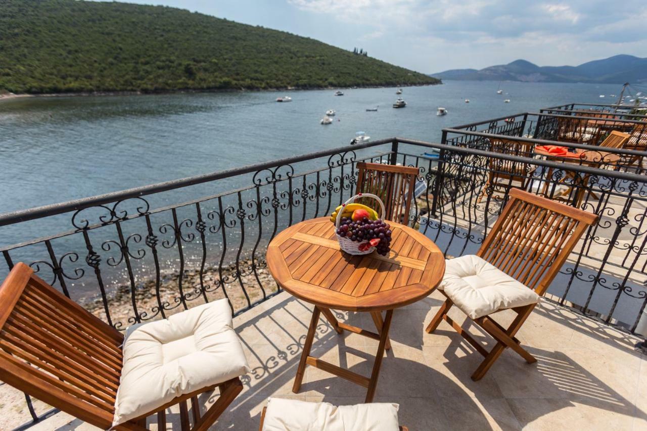 Villa San Apartments Tivat Exterior foto